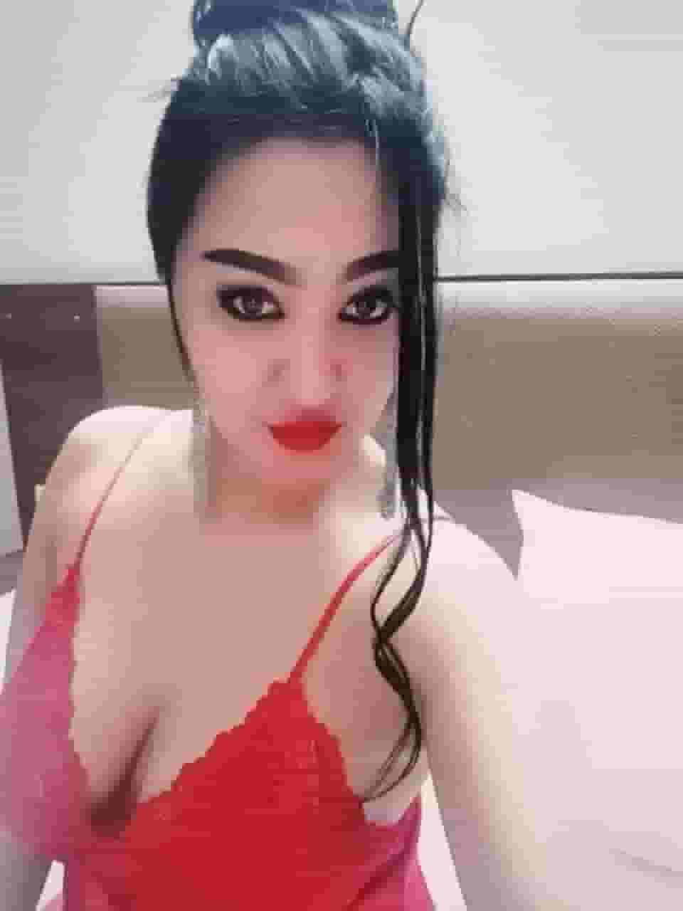 Voluptuous Call Girl Escort Service in HSR Layout